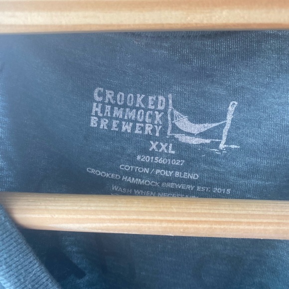 CROOKED HAMMOCK COMFY TEE - Picture 3 of 5